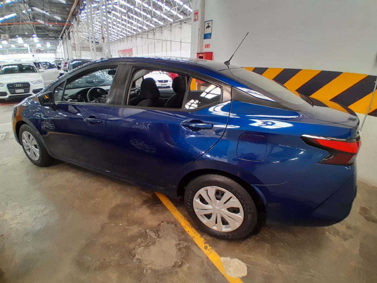 Nissan Versa Sense 2021 Mt